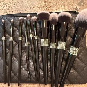 Black Makeup Brush Set with Rhinestone Accents - 10 brush set!!!